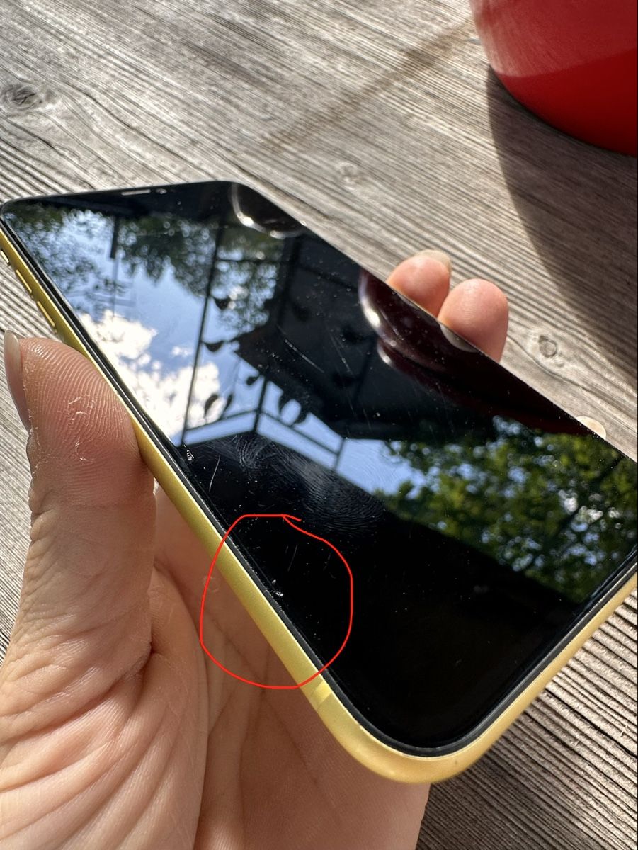 Apple Handys / Smartphones: Iphone 11, 128 GB in Gelb – Gebraucht aus Zihlschlacht von BlacCK_Cat 5