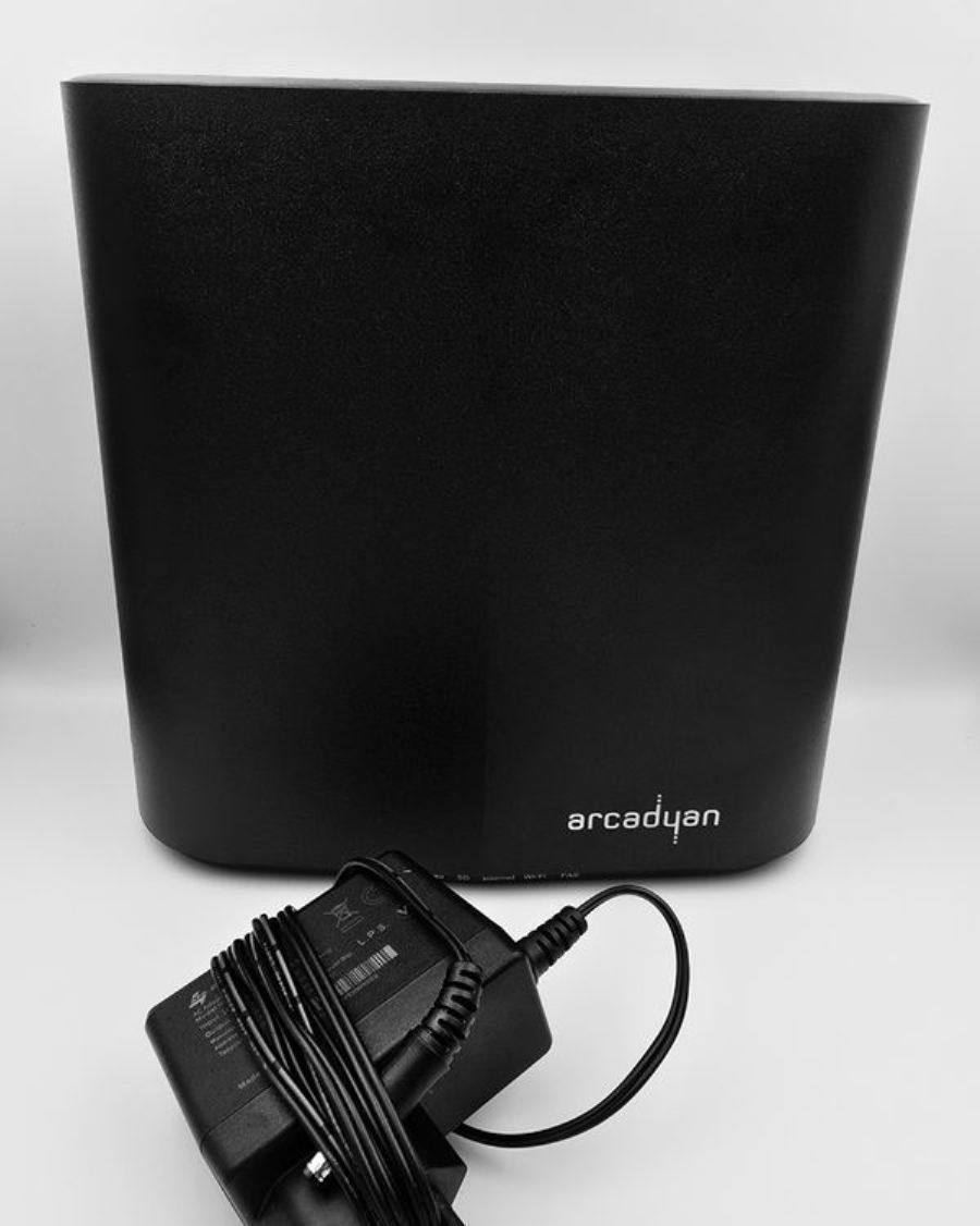 Modems & Router: Meteor 5G Router ARCADYAN – Gebraucht aus Genève von  4