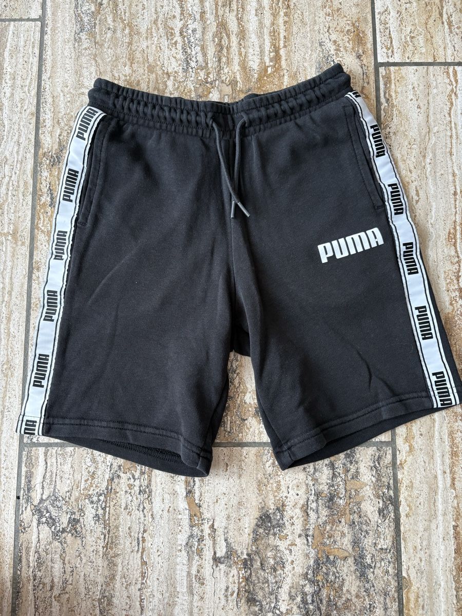 Puma Pantalons: Puma Sporthose Grösse 152 – D'occasion à Nürensdorf par Yellowstone09