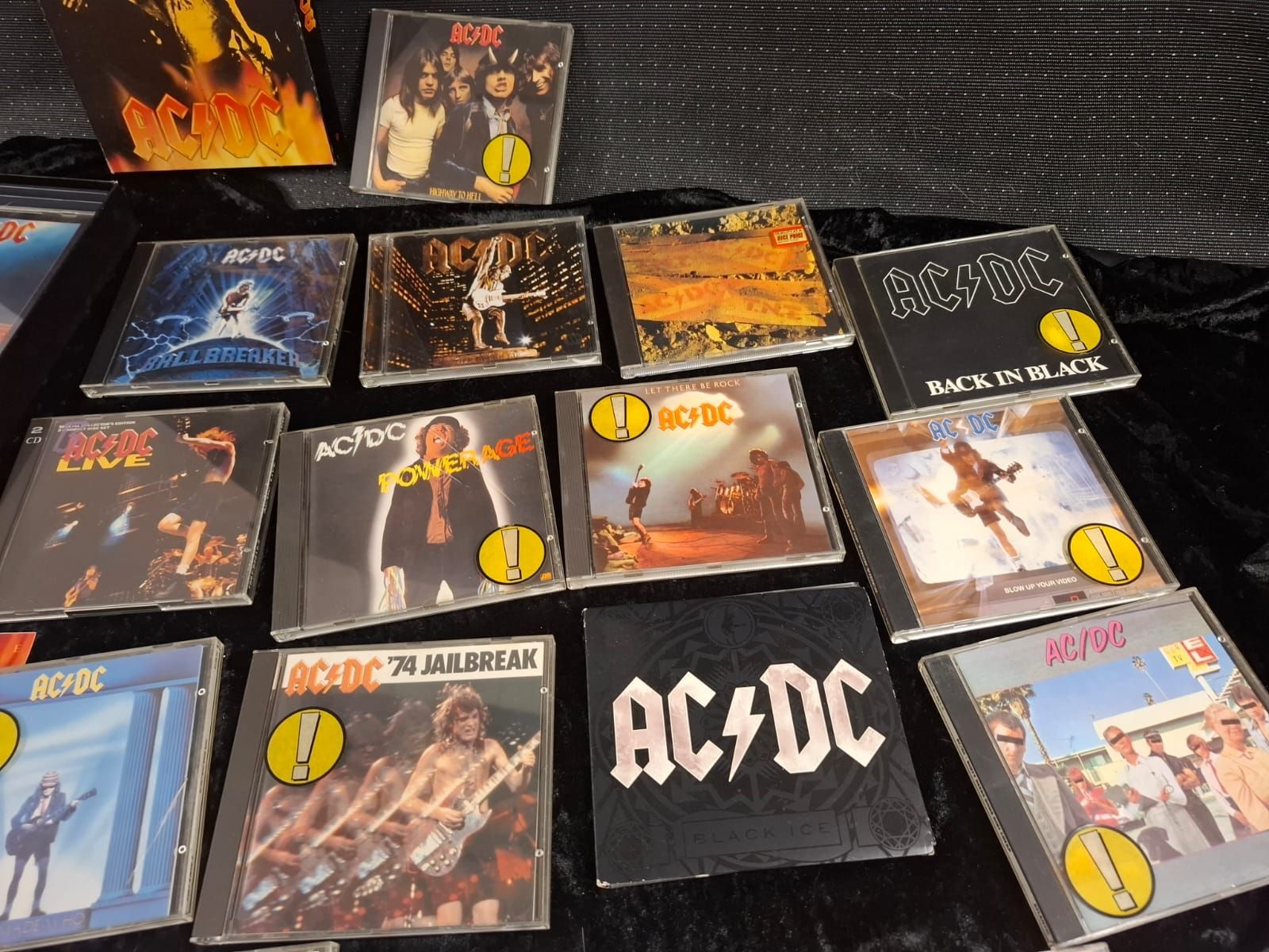CD: AC/DC CD Sammlung - Back in Black, Highway etc. – Usato da Mümliswil venduto da Mizzi77 1