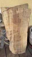 Zwei Holzbretter Apfelbaum/ Baumkanten rustikal naturbelasse