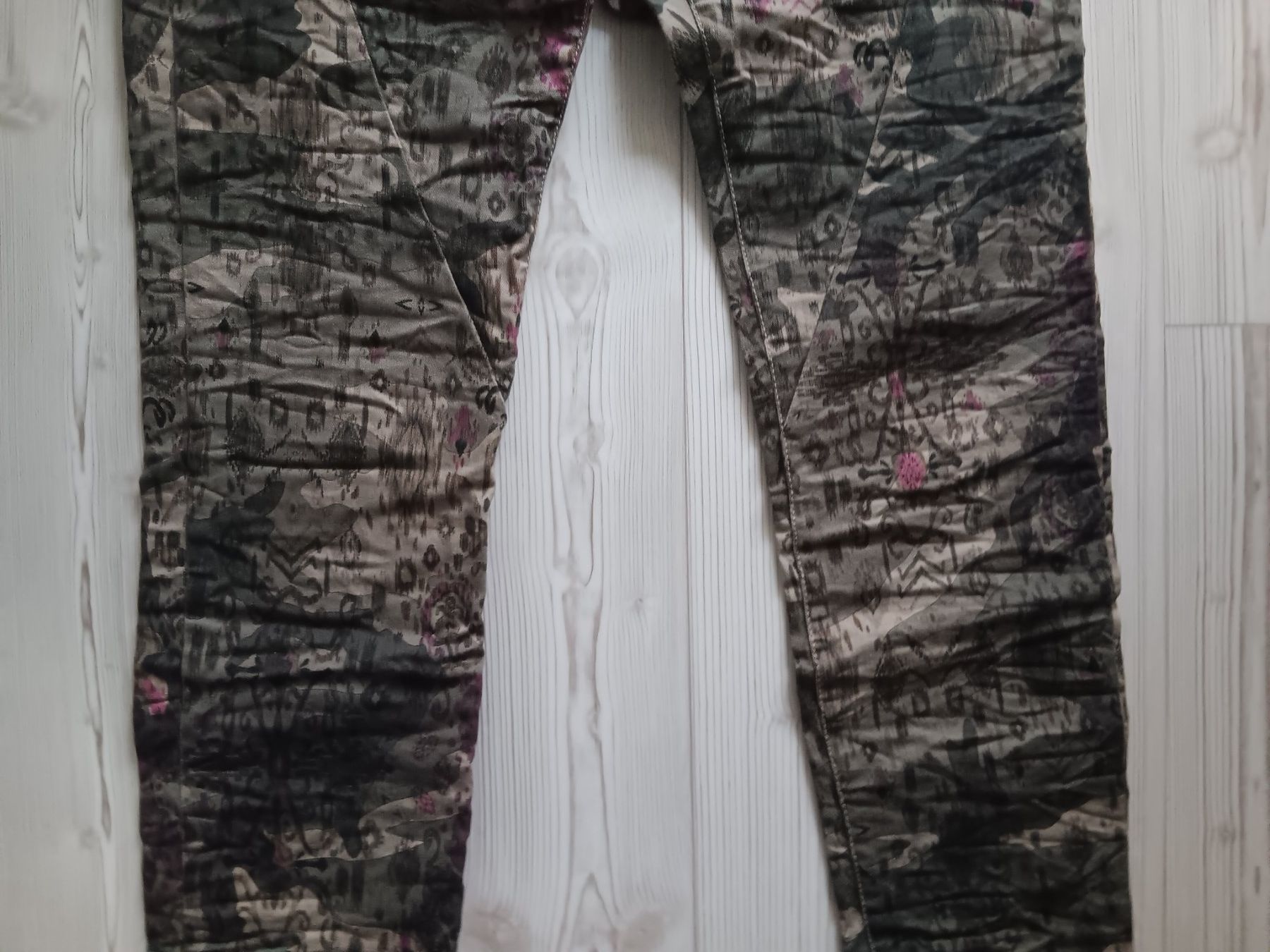 Please Jeans Jeans: PLEASE Jeans taille / Grosse S – Usato da Cossonay-ville venduto da Super-Price-Quality 2
