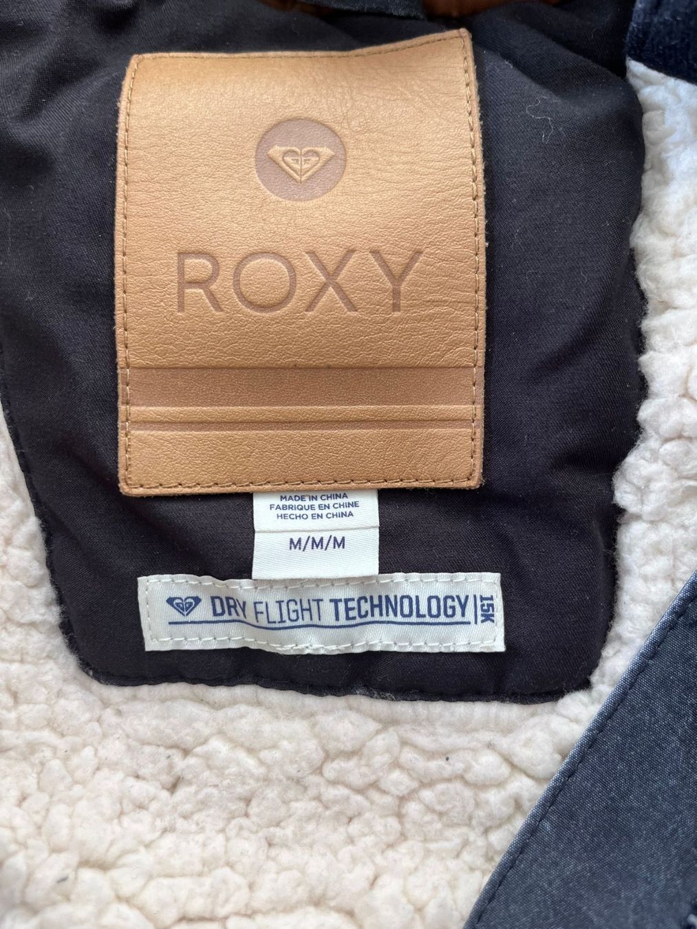 Roxy Jacken: Skijacke Roxy (Grösse M) – Gebraucht aus Zürich von nistam 3