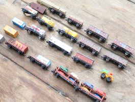 Minitrix & Co 15 x Wagen Set + Container - Spur N