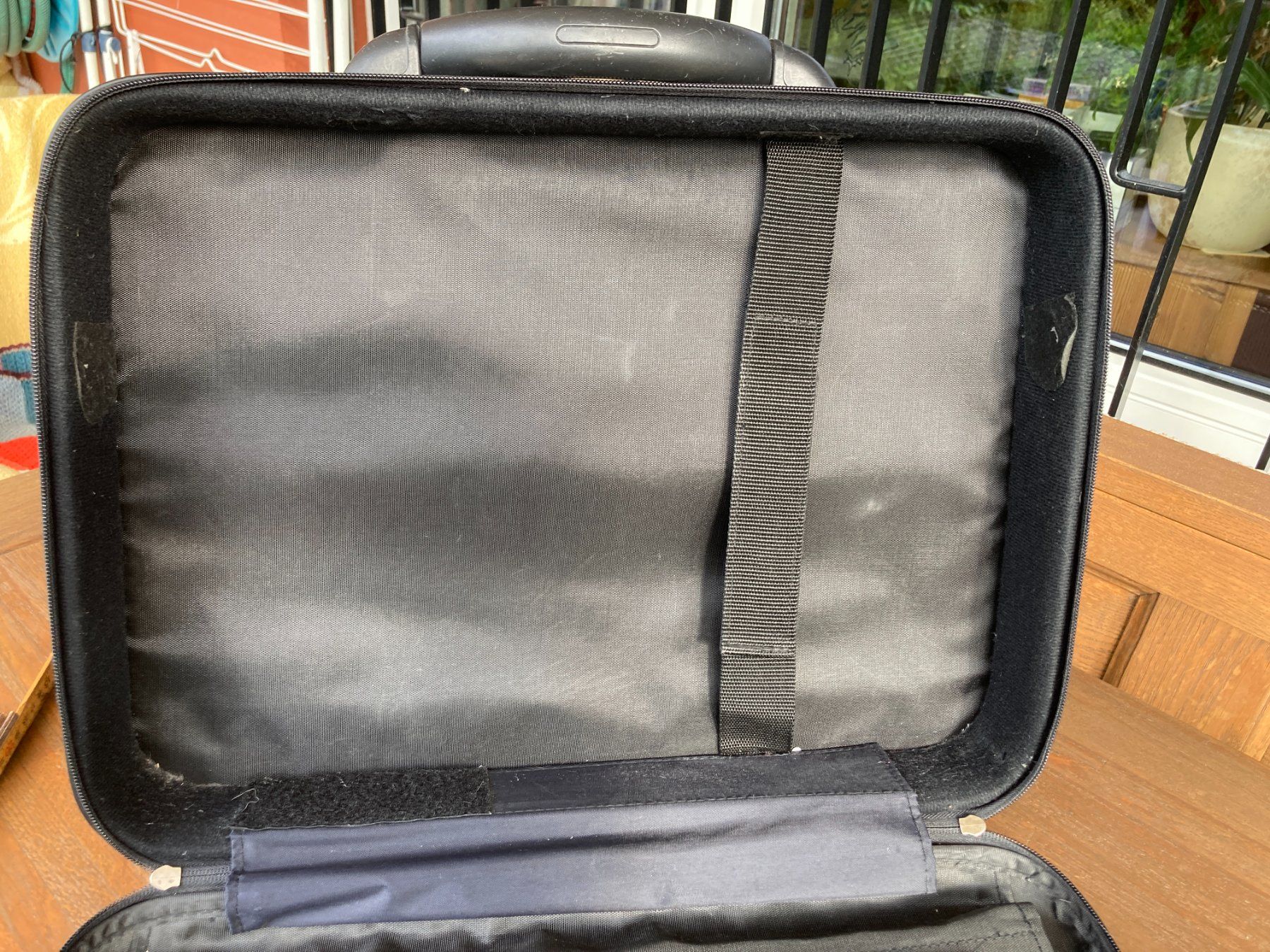 Valigie & Borse: Laptoptasche / Businesstasche / Pilotenkoffer – Usato da Zwingen venduto da Hugom 5