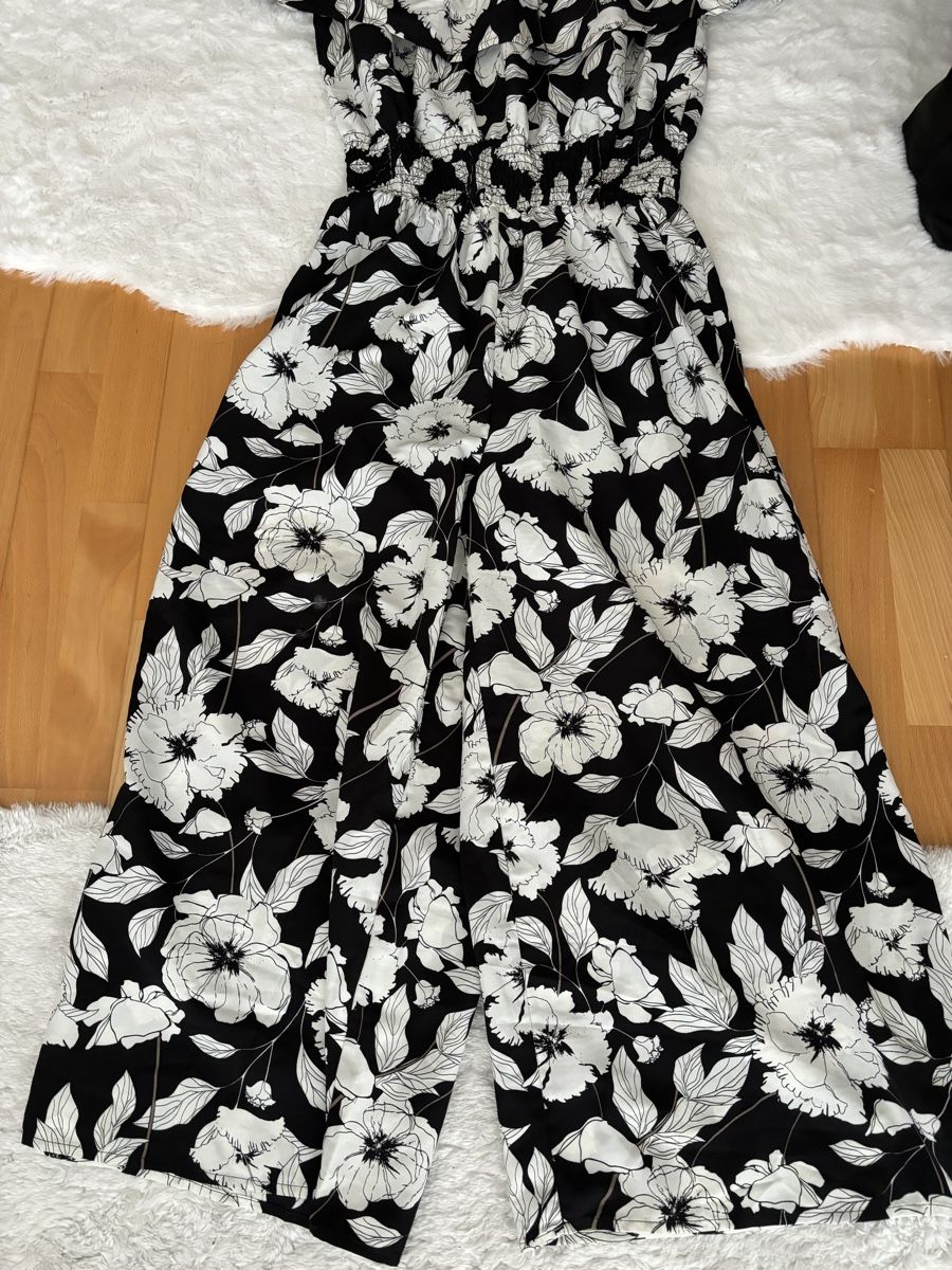 Tute: Jumpsuit – Usato da Russikon venduto da sve_v78w 1