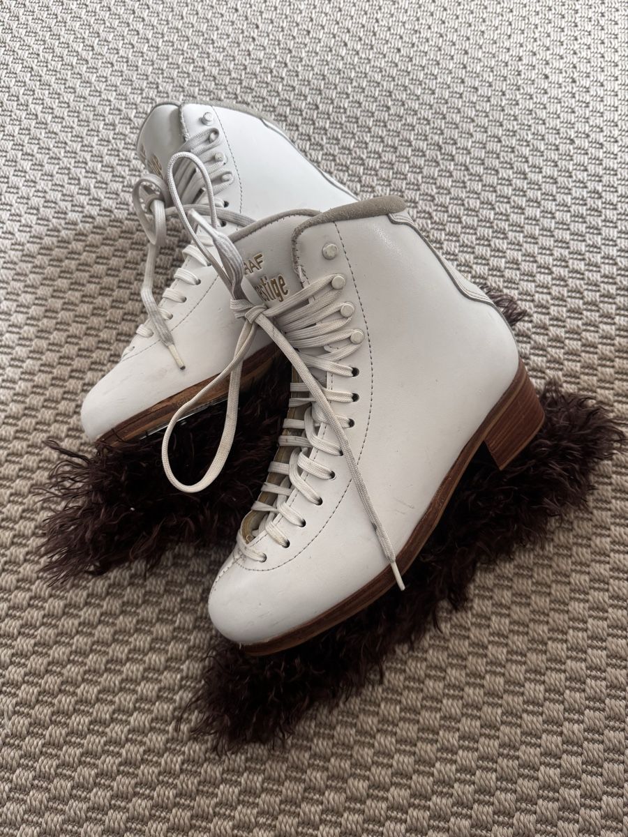 Graf Patins à glace: Graf Prestige Schlittschuhe – D'occasion à Zürich par Smayli_95