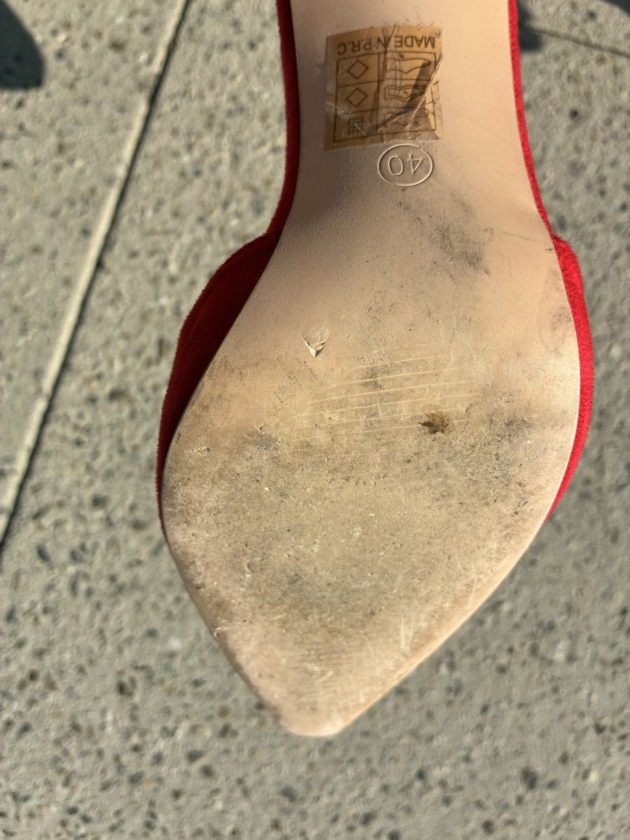 Damenschuhe: Red Suede Ankle Strap Heels Size 40 Used – Gebraucht aus Zuoz von noe_g2f5 6