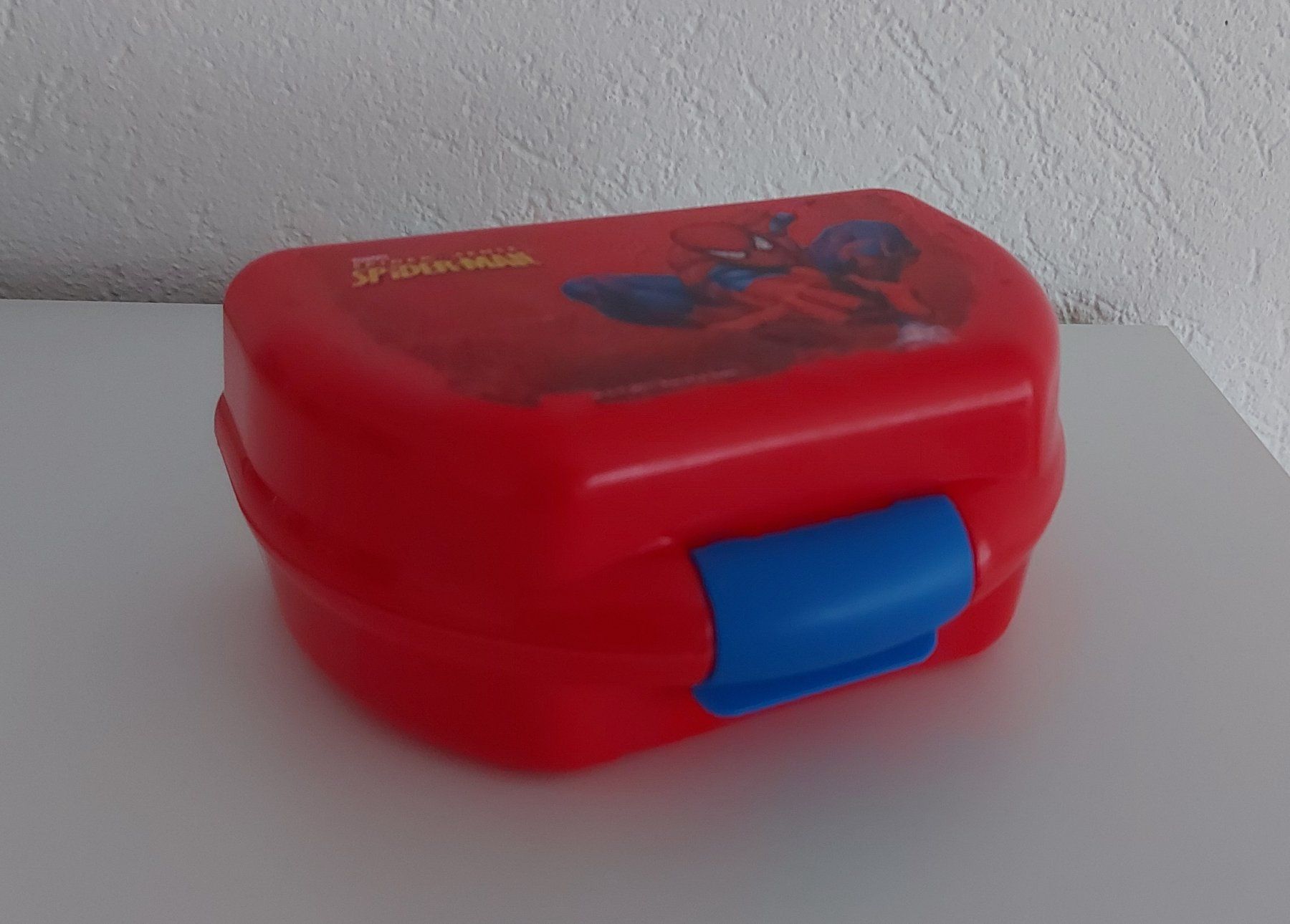 Disney Contenitori & Simili: Znünibox "Spiderman" + Becher " Lego" – Usato da Wabern venduto da Irakene 1