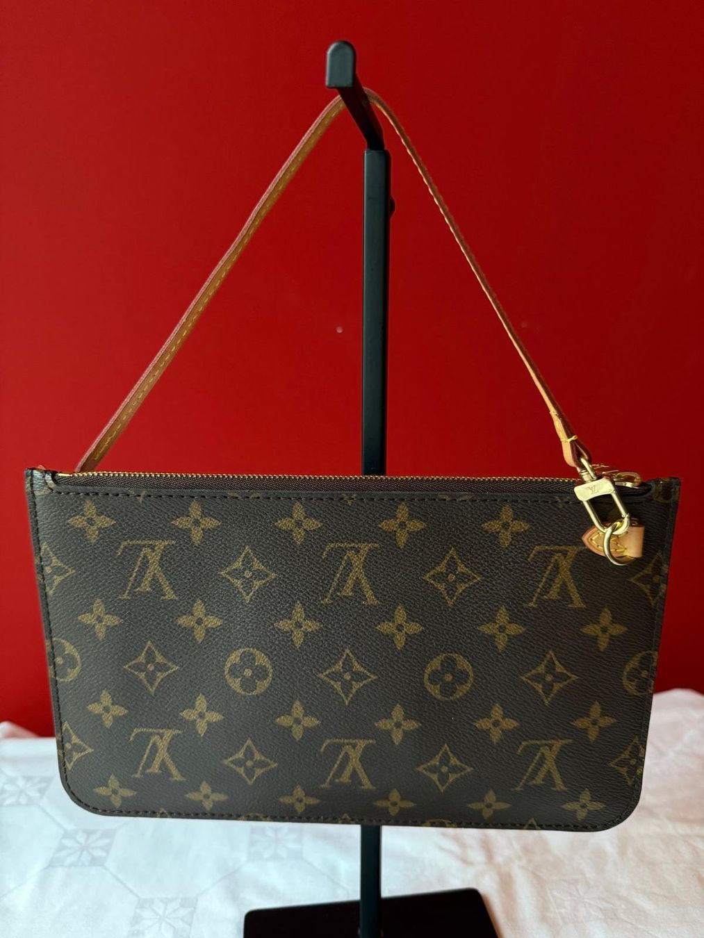 Louis Vuitton Borse: Louis Vuitton Pochette Monogram, Neuwertig! – Nuovo (secondo la descrizione) da Oberarth venduto da SSS. 2