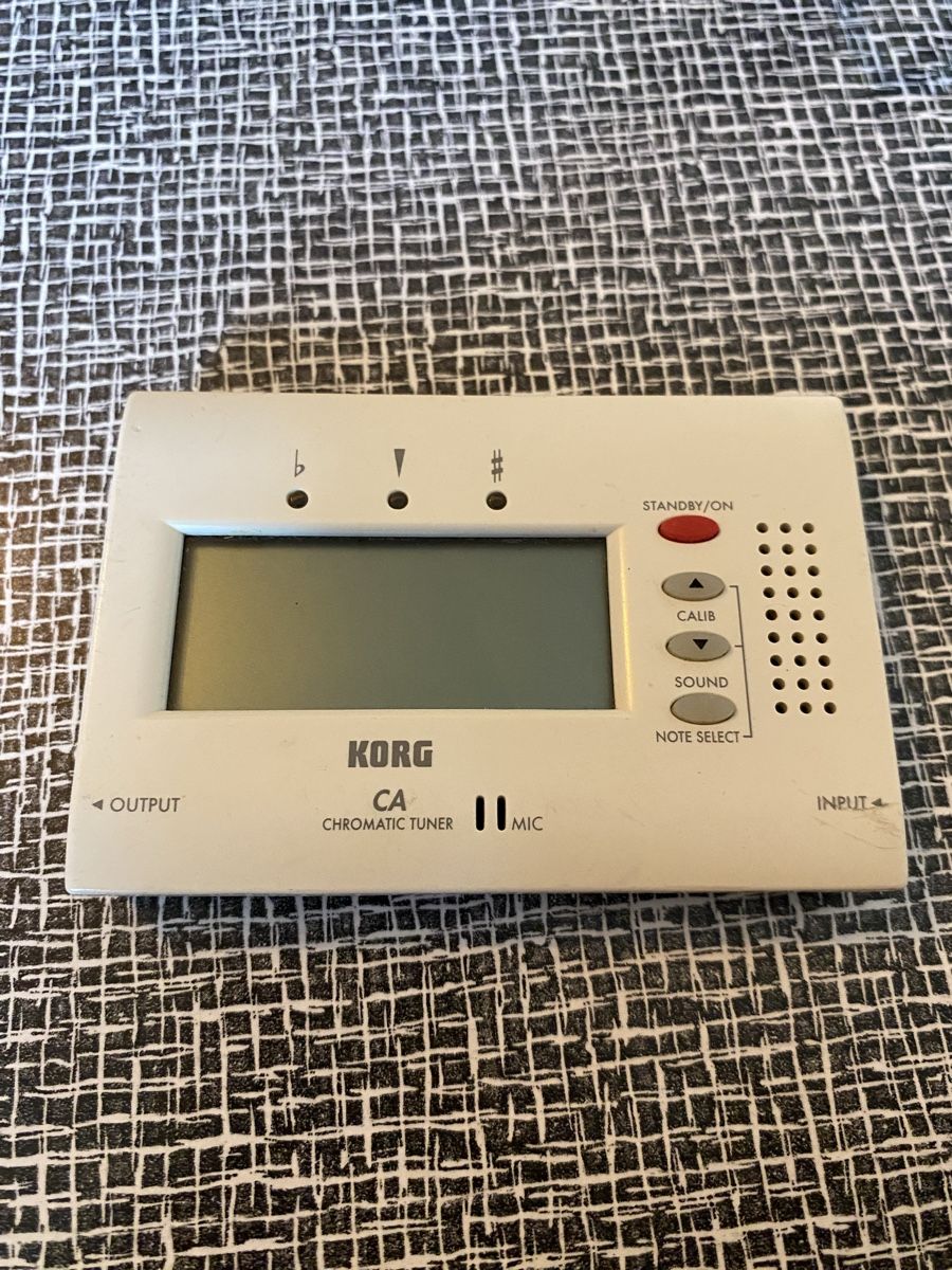 Korg Strumenti musicali: Tuner Korg CA-40 – Usato da Zürich venduto da lorecontin 2