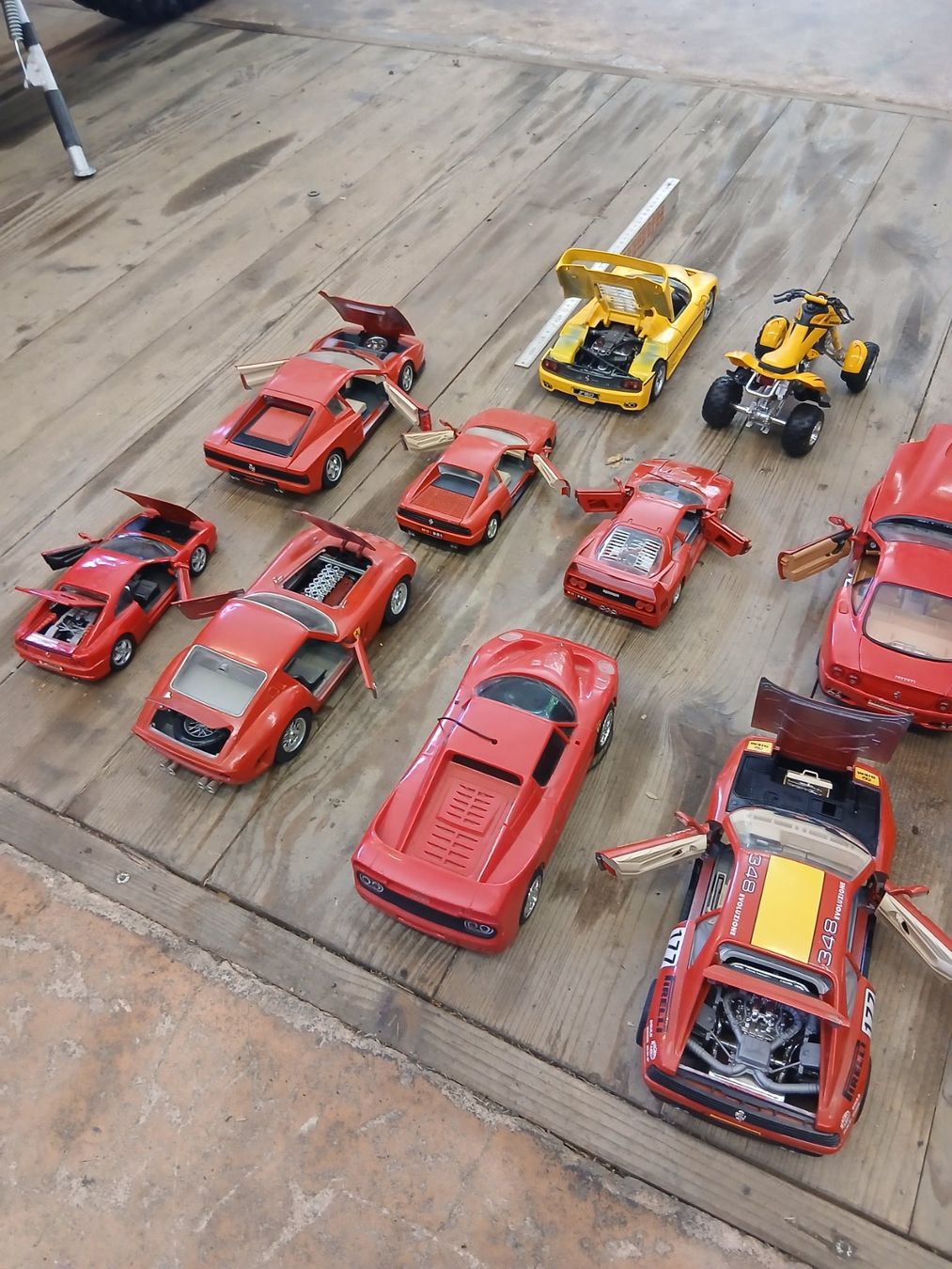 Ferrari Modellautos: Ferraris – Gebraucht aus Hittnau von hamaz 4