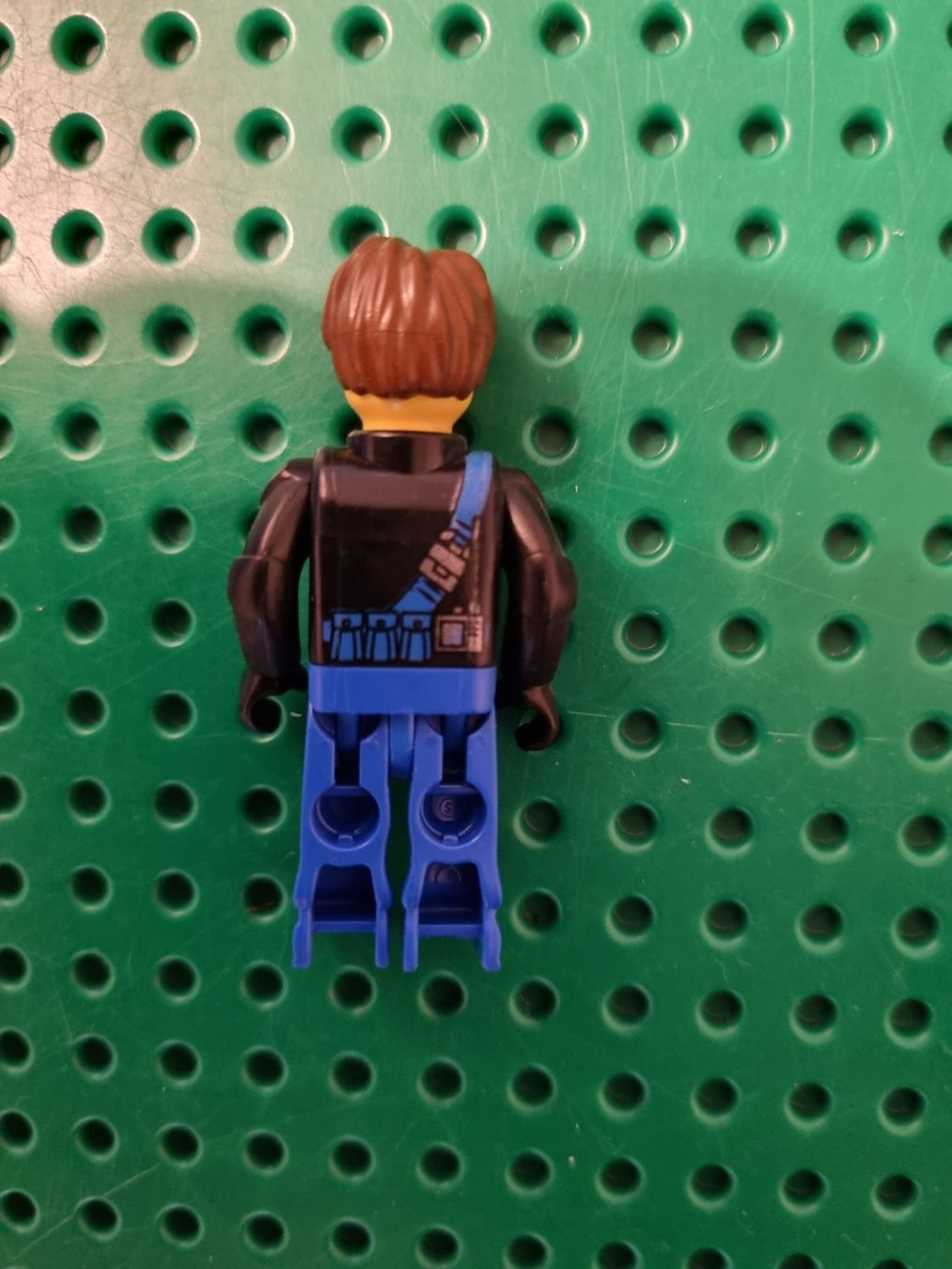 Lego Kit di costruzioni: LEGO Jack Stone js009 Jack Stone - Black Jacket, Blue Legs – Usato da Basadingen venduto da NekoBricks 1