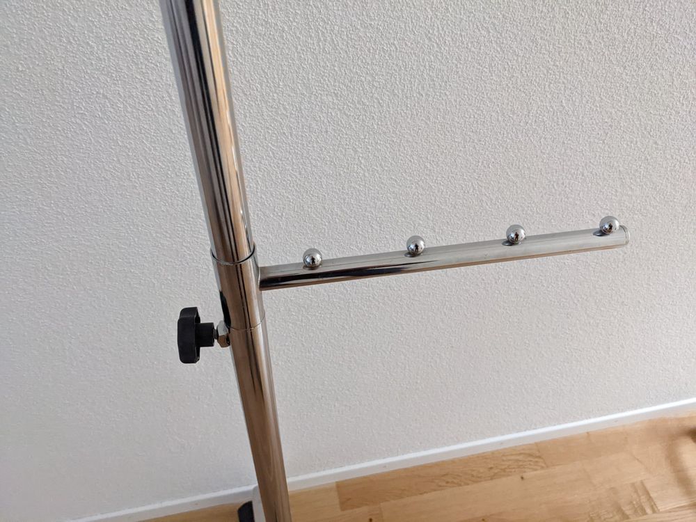 BLUEZY Kleiderstange 85cm - Höhenverstellbare Aluminium Stange Für Schrank