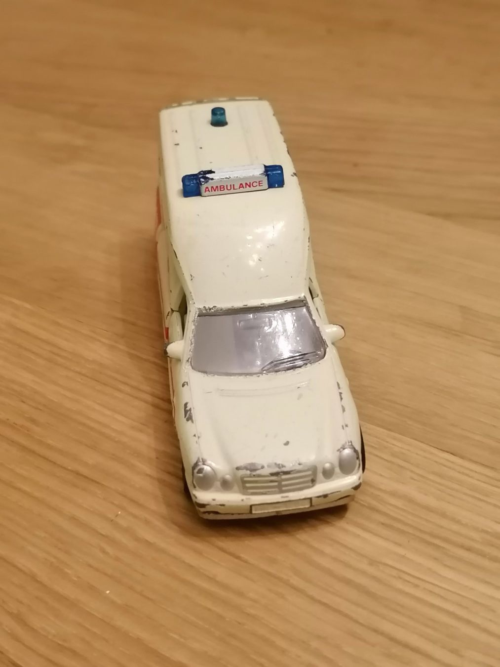 Siku Modellini d'auto: SIKU - Binz Ambulance A 2002 – Usato da Basel venduto da vintagecollector 2