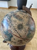Antiker Weltglobus auf lateinisch 