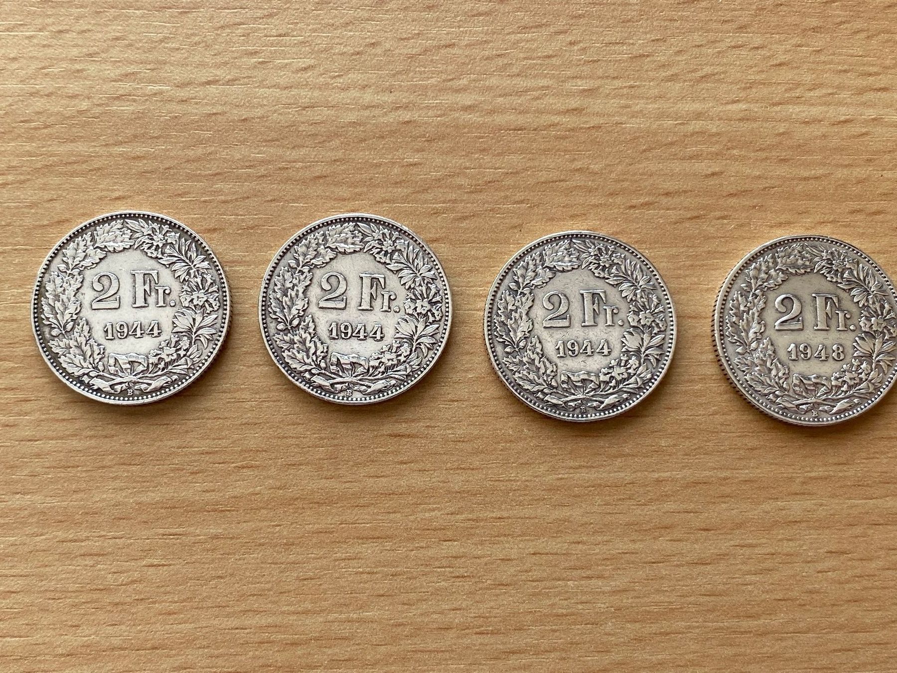 Alle Münzen: Silbergeld 4 x 2 Franken / 3 x 1944, 1 x 1948 – Gebraucht aus Appenzell Meistersrüte von zongabolla