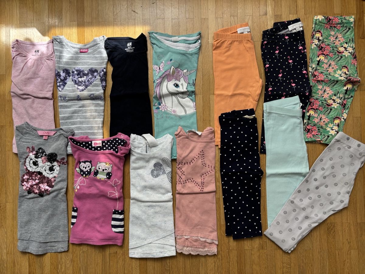 Lotti & Set di vestiti: 39-teiliges Kleiderset Gr. 98/104 – Usato da Niederwangen b. Bern venduto da muidop 2