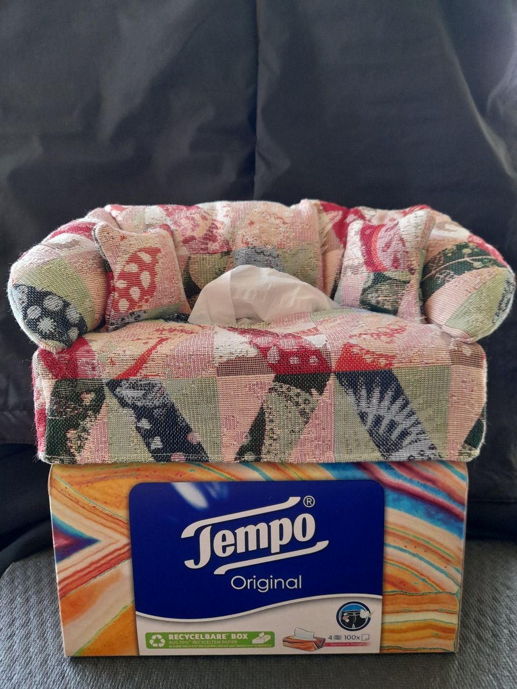 Tutte le decorazioni: NEU: Taschentuch Spender handgenäht / Tempo Box / Tissue Box – Nuovo (secondo la descrizione) da Reinach BL venduto da sbsmsa