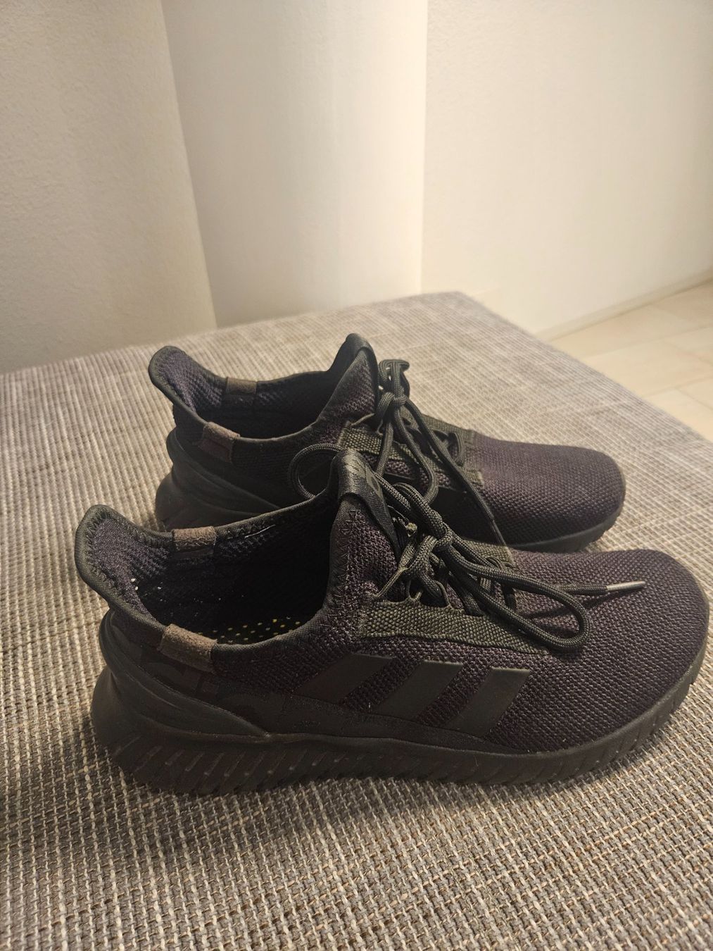 Adidas Scarpe da uomo: Adidas Cloudfoam comfort – Usato da Cham venduto da Nemiro87