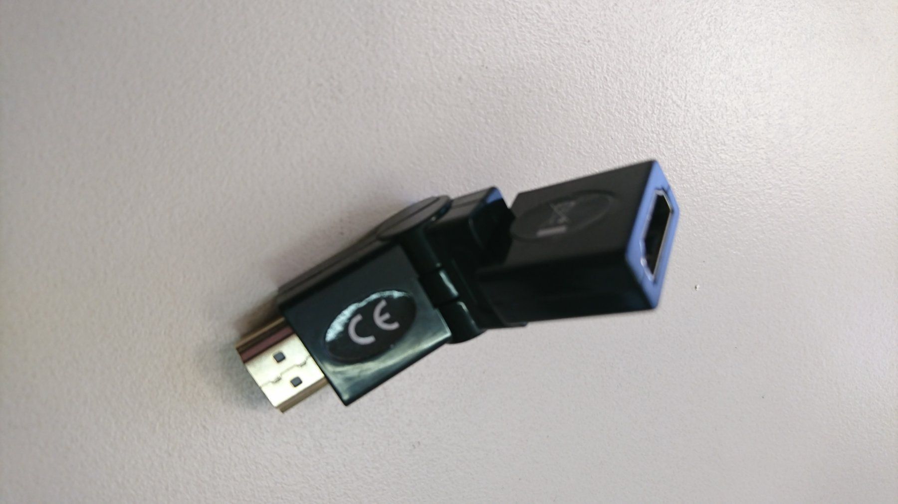 Adattatori: HDMI 360 grad Adapter – Nuovo e nell'imballaggio originale da Tägerschen venduto da Tech-World7 4