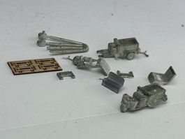 GB5-Weissmetall Bausatz zwei Dreiräder