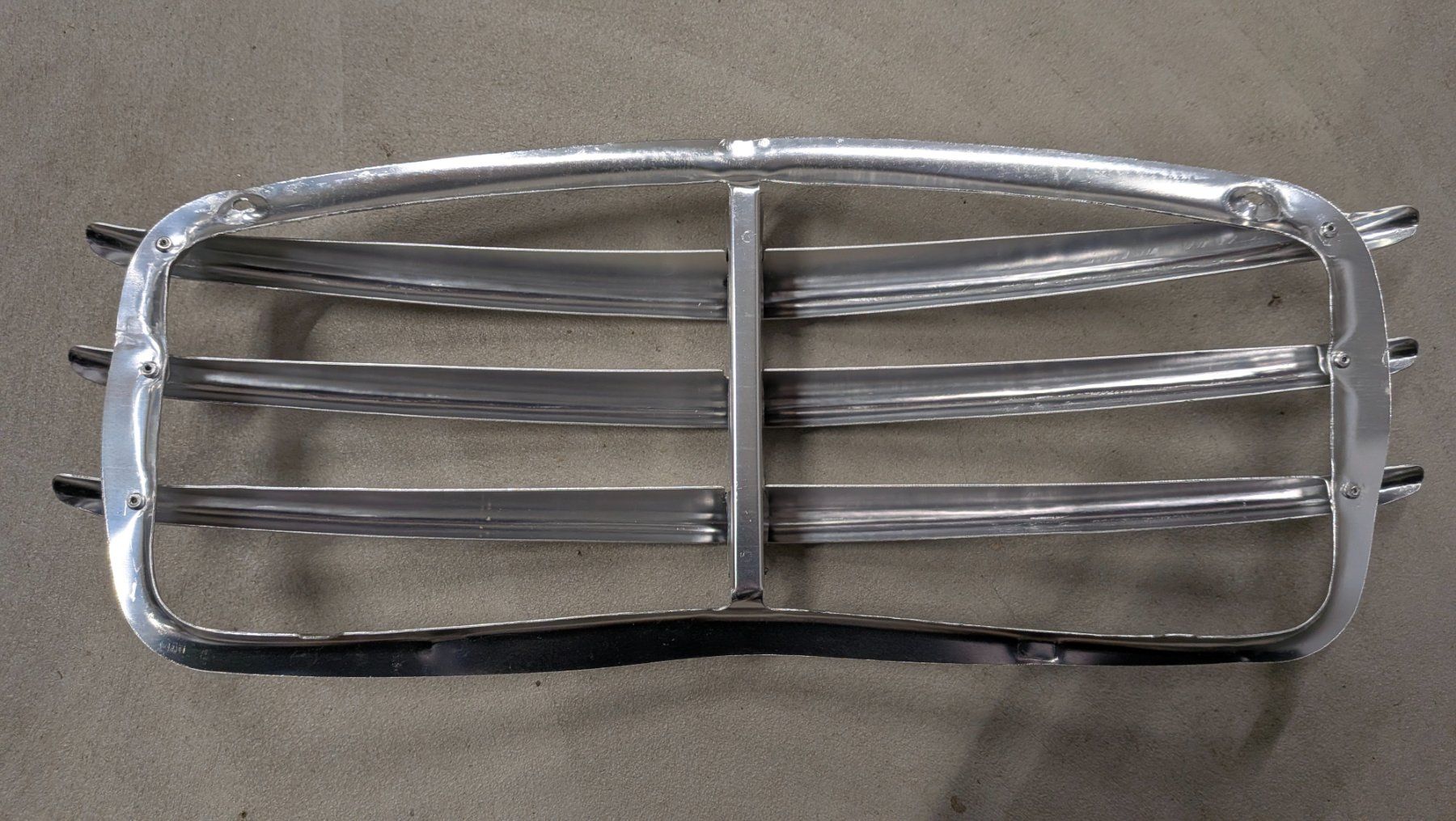 Citroën Alle Autoersatzteile: Kühlergrill 2CV Metall – Neu und originalverpackt aus Thun von Mirweb 2