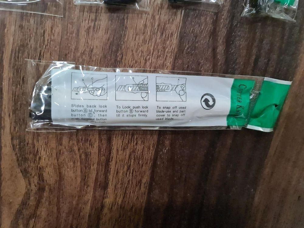 Tutti gli attrezzi: 10x Japanmesser bzw. Cutter ab 1.- – Nuovo e nell'imballaggio originale da KRINAU venduto da Mio_Liqstyle 3