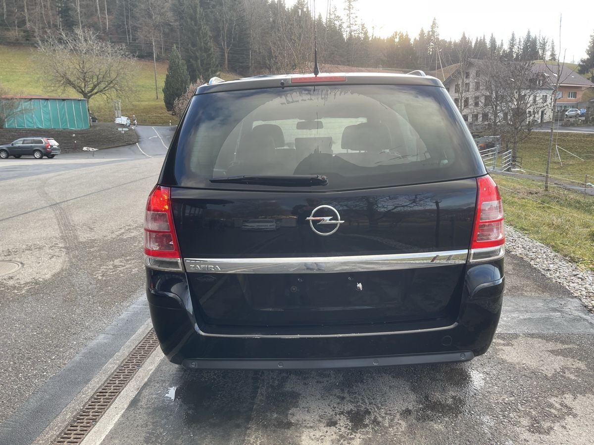 Opel Autos: Opel Zafira Platz 7  – D'occasion à Spiez par bertula 2