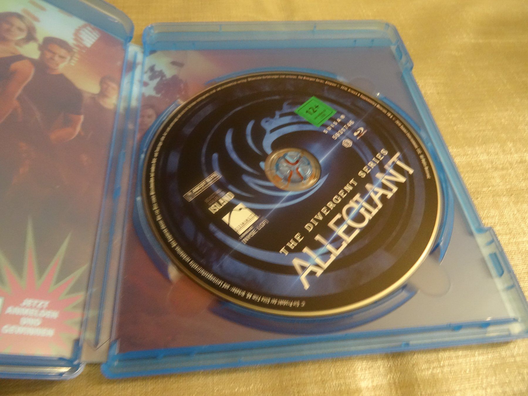Tutti i DVDs: Allegiant - Die Bestimmung, Teil 3 - Blu-ray – Usato da Olten venduto da Disc-Verkauf 1
