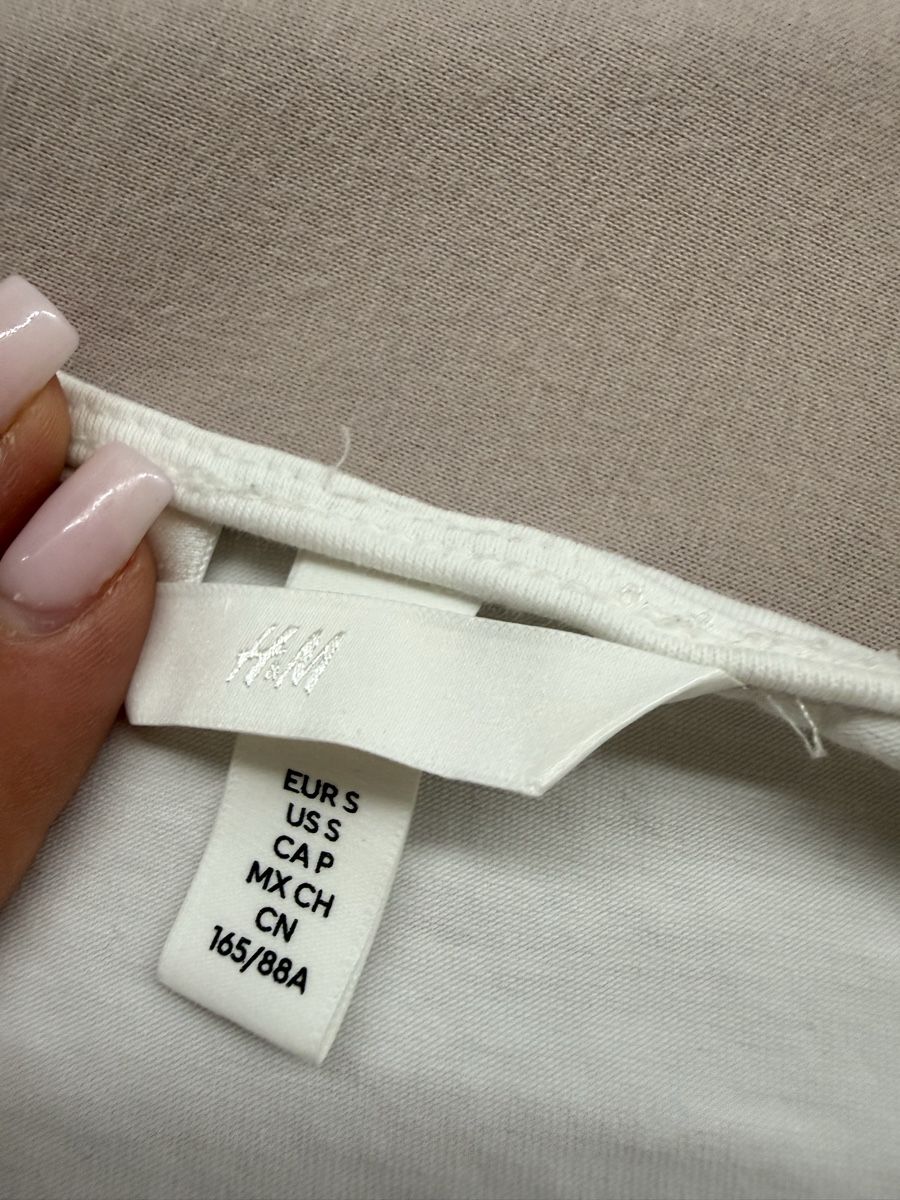 H&M Top: Body H&M blanc taille S bon état – Nuovo (secondo la descrizione) da Granges VS venduto da coraliegrd5 2