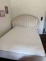 Muschelbett beige samt 