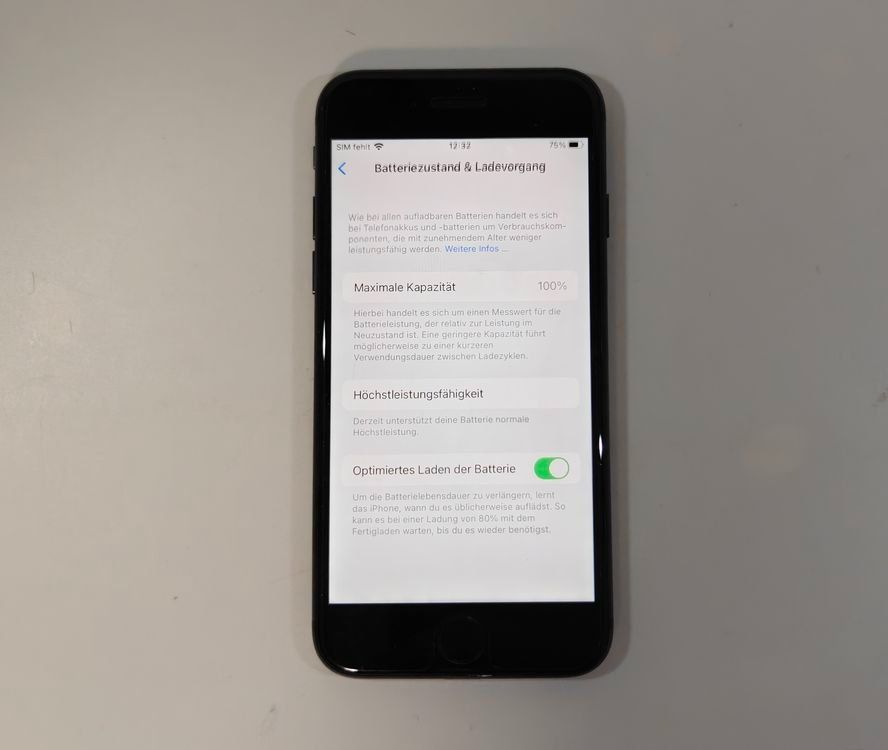 Apple Telefoni cellulari / Smartphones: iPhone 8 256GB Akku 100 – Usato da Wettingen venduto da Nini54 2