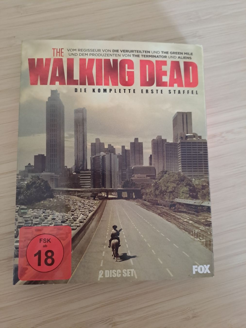 Tutti i DVDs: The Walking Dead Staffel 1, neu – Nuovo (secondo la descrizione) da Niederuzwil venduto da mel_whb7