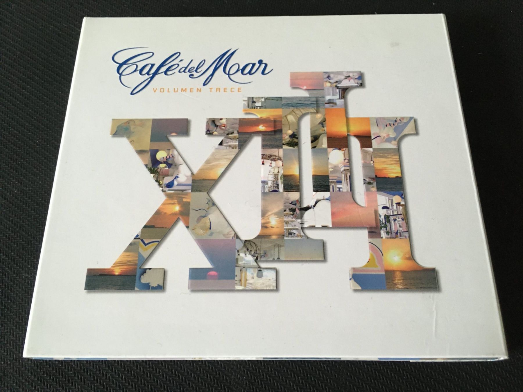 CD: Café del Mar - XIII Volumen Trece -CD- 2cd – Usato da St.Gallen venduto da MedienJoe
