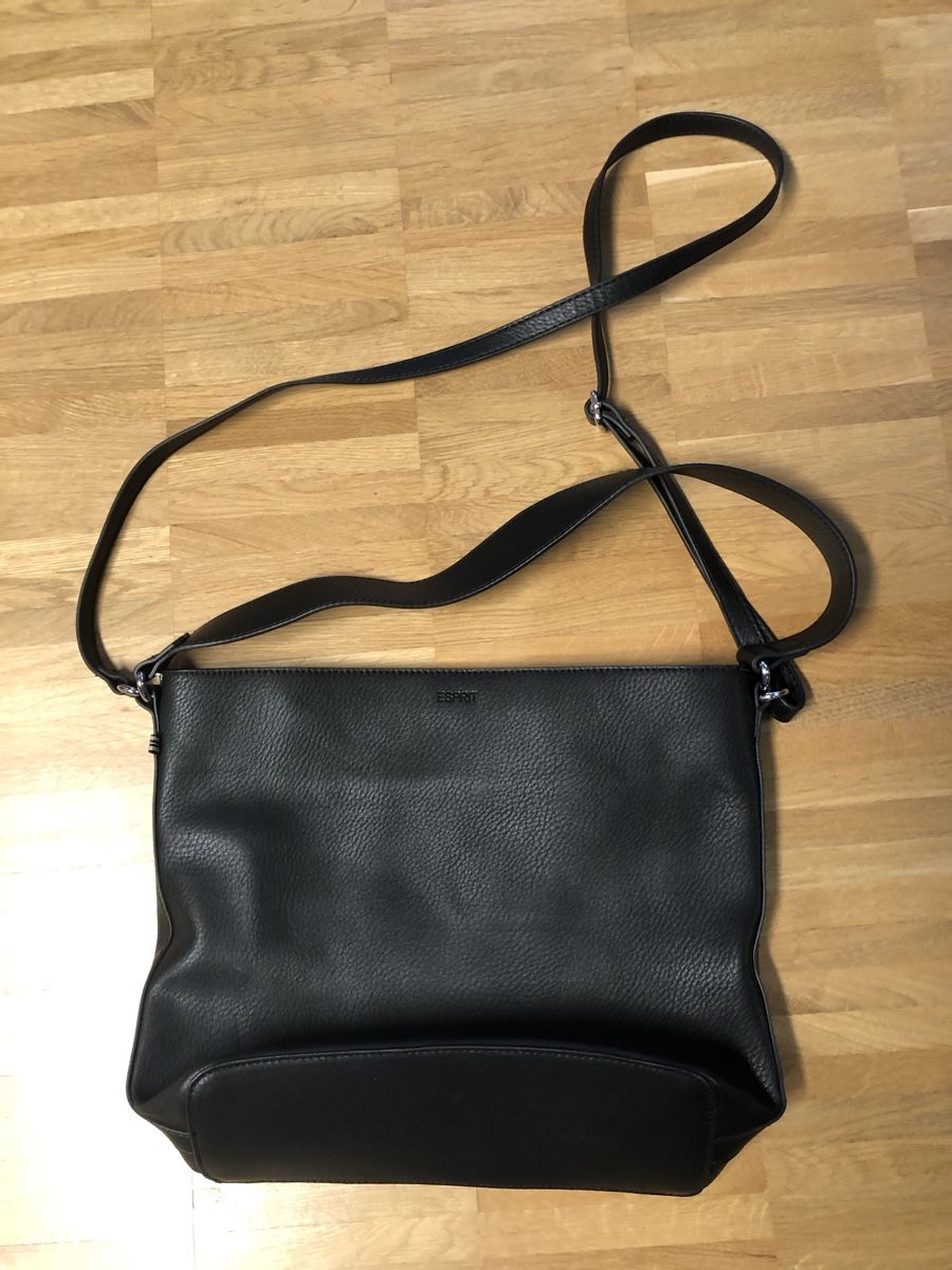 Esprit Taschen für Damen: Schultertasche – Gebraucht aus Kriens von regula64