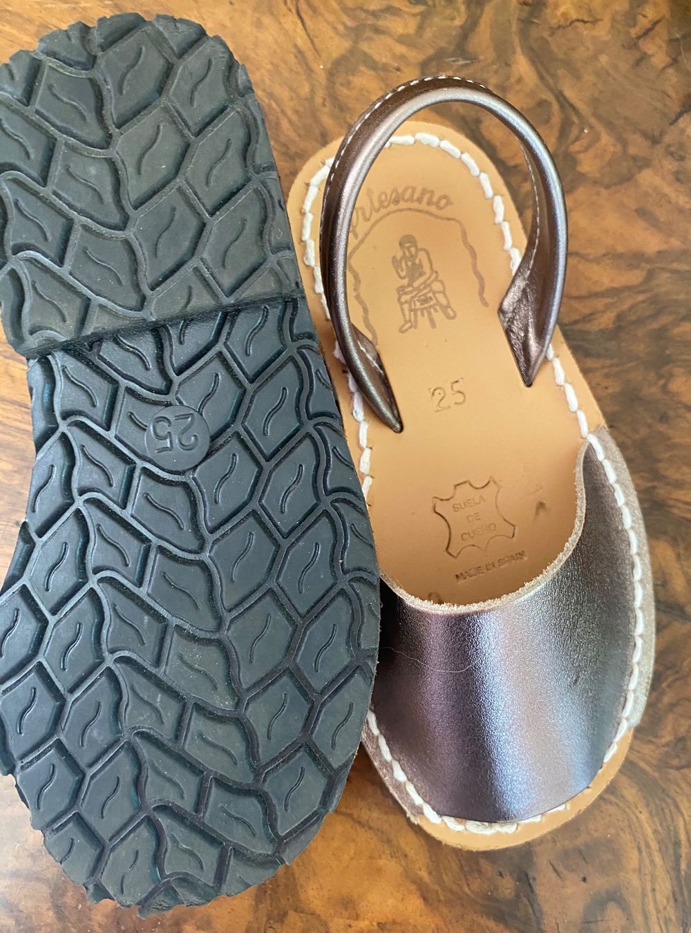 Schuhe für Mädchen: Minorquines Leder Mädchensandale NEU – Neu (gemäss Beschreibung) aus Zürich von Sol65 1