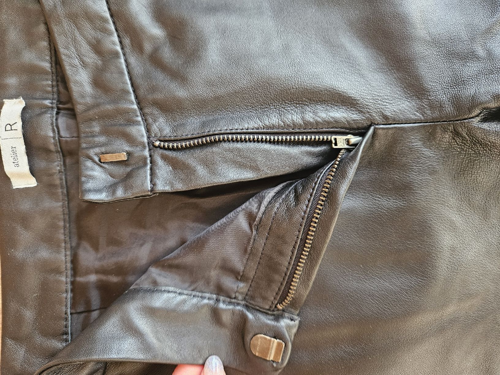 La Redoute Pantalons: Lederhose – Neuf (Voir description) à Effretikon par Shopmycloset8 4