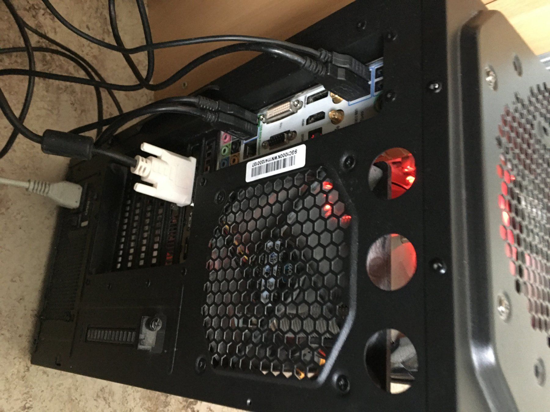 Intel PC: PC Mit Moniter – Usato da Uster venduto da inislas 5