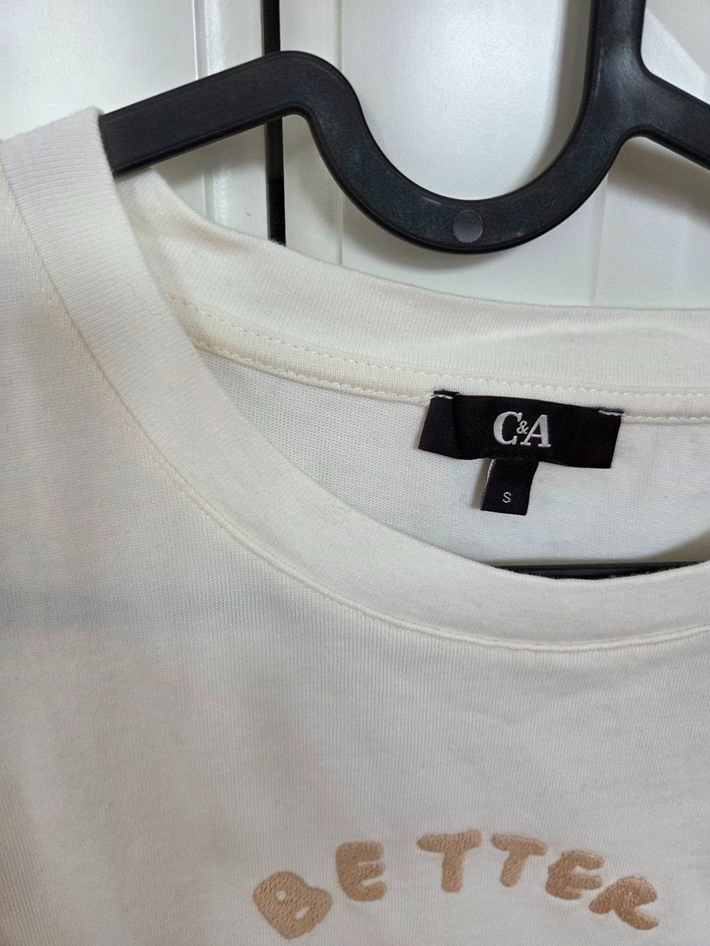 C&A T-shirt: T-shirt off-white - light beige - S - oversized – Usato da Zug venduto da Bibibo 2