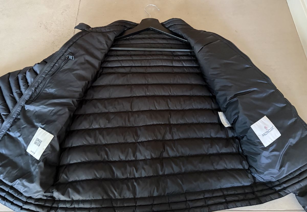 Moncler Jacken: Moncler short down jacket – Neu (gemäss Beschreibung) aus Cologny von sab_xh7v 4