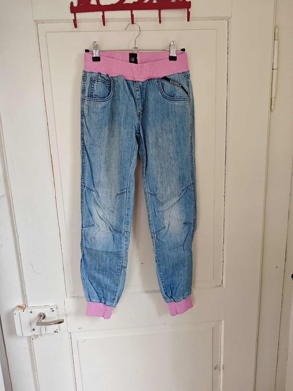 Villervalla Pantaloni: Hose Villervalla Gr 146 – Usato da Winterthur venduto da Shorna