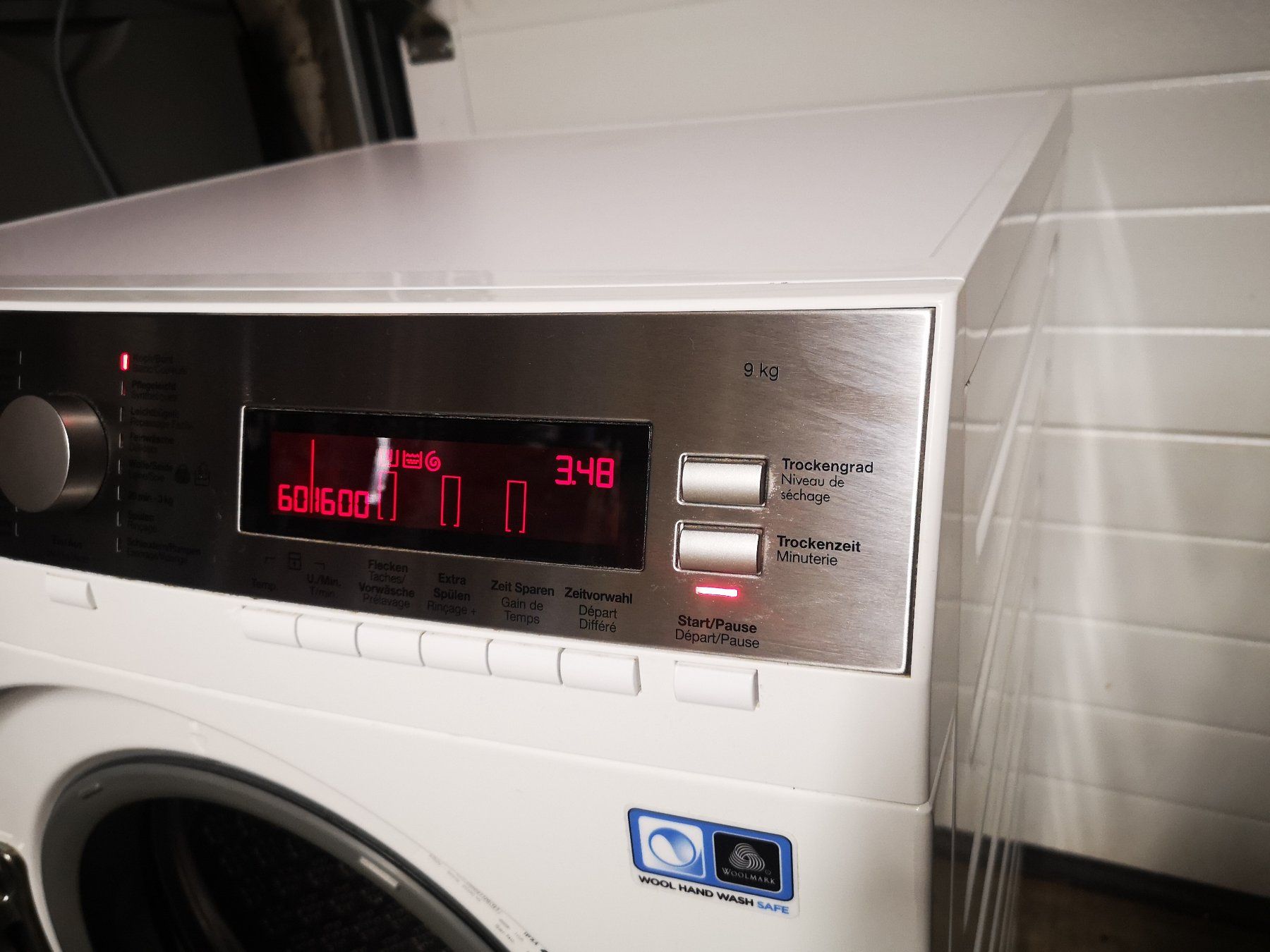 Electrolux Lavatrici: Electrolux Waschmaschine 9kg, Super Luxe WT SL4 E – Usato da Grasswil venduto da tobias9891 2