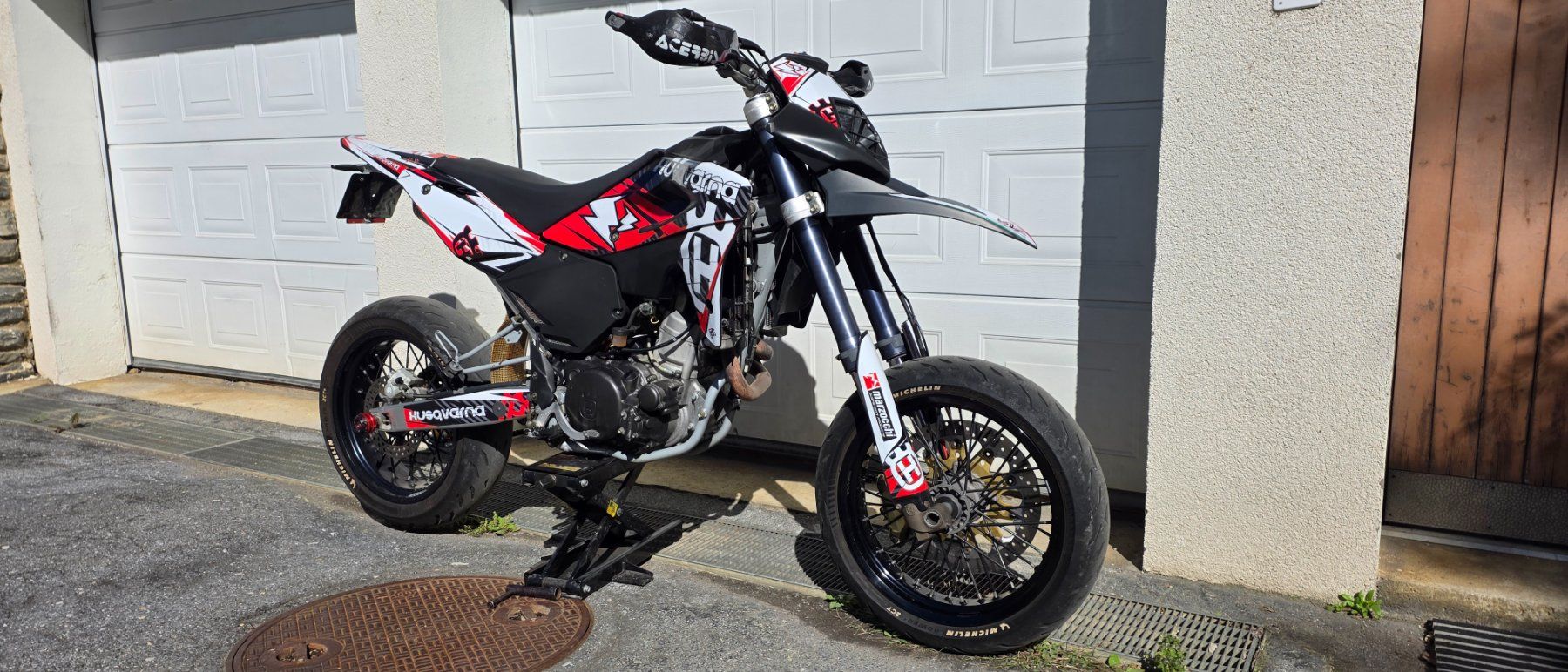 Husqvarna Strada: Husqvarna 610 supermotard – Usato da Vétroz venduto da fon_lfw7 1