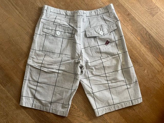 Billabong Pantalons: Karierte Bermuda von Billabong – D'occasion à Steinmaur par Dyleila 1