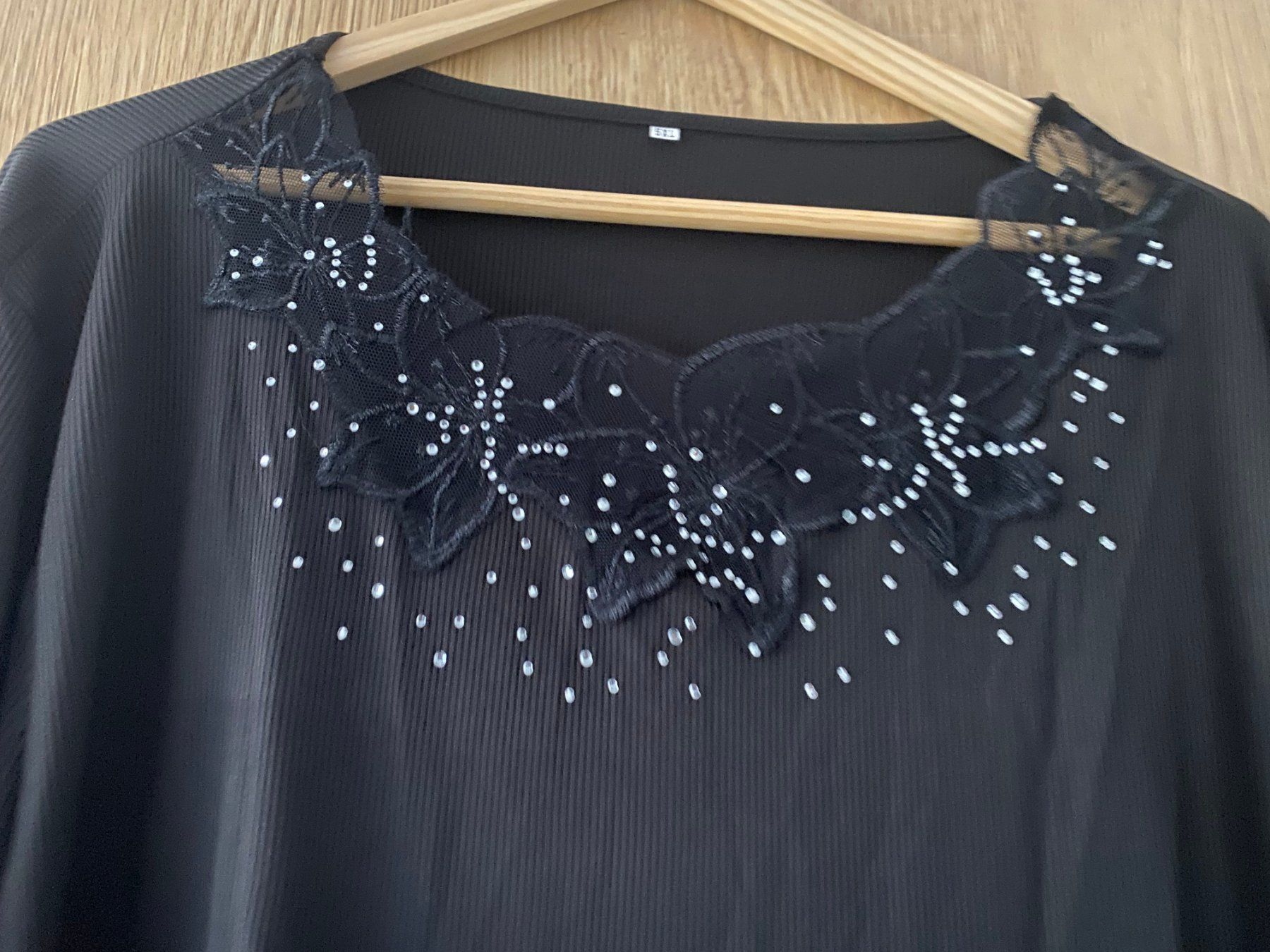 T-shirt: T-Shirt mit Pailletten Grosse Grösse – Nuovo (secondo la descrizione) da Kleindöttingen venduto da Schlangelilly 2