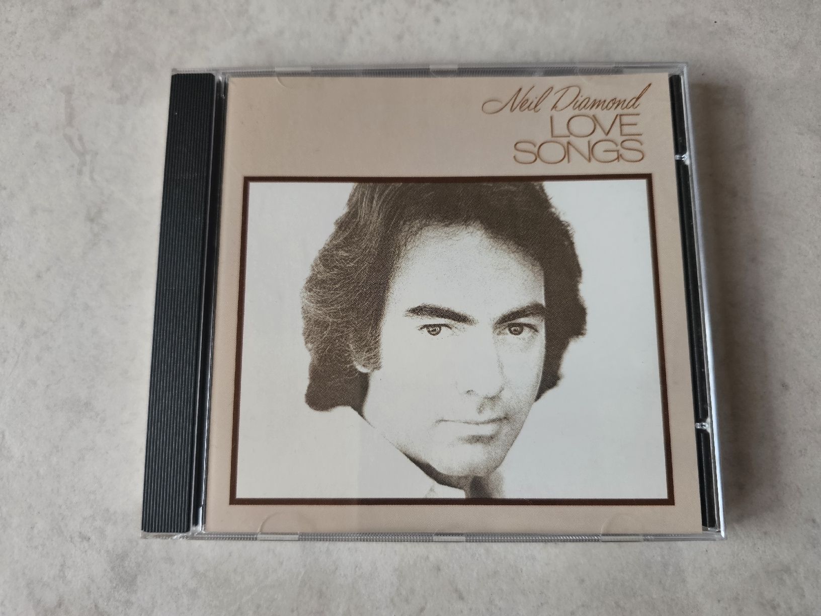 CD: Neil Diamond  -  Love Songs – Usato da Schneisingen venduto da backstore24