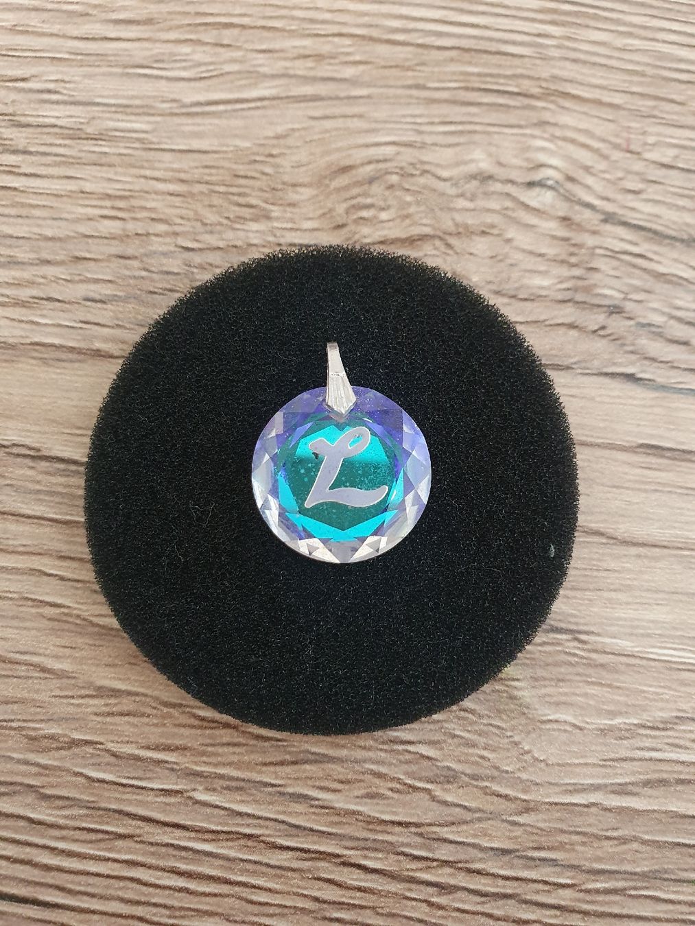 Pendentifs: Anhänger mit dem Buchstaben L – D'occasion à Moosseedorf par Sonnenschein..