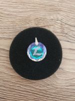 Anhänger mit dem Buchstaben L