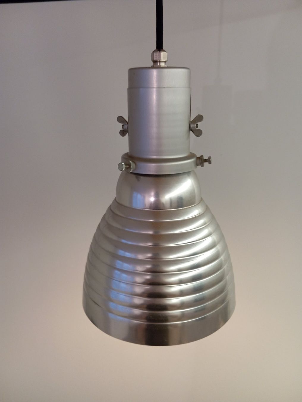 Lampade: Industrie Hängelampe Fabriklampe – Usato da Giswil venduto da Zumdesign 2